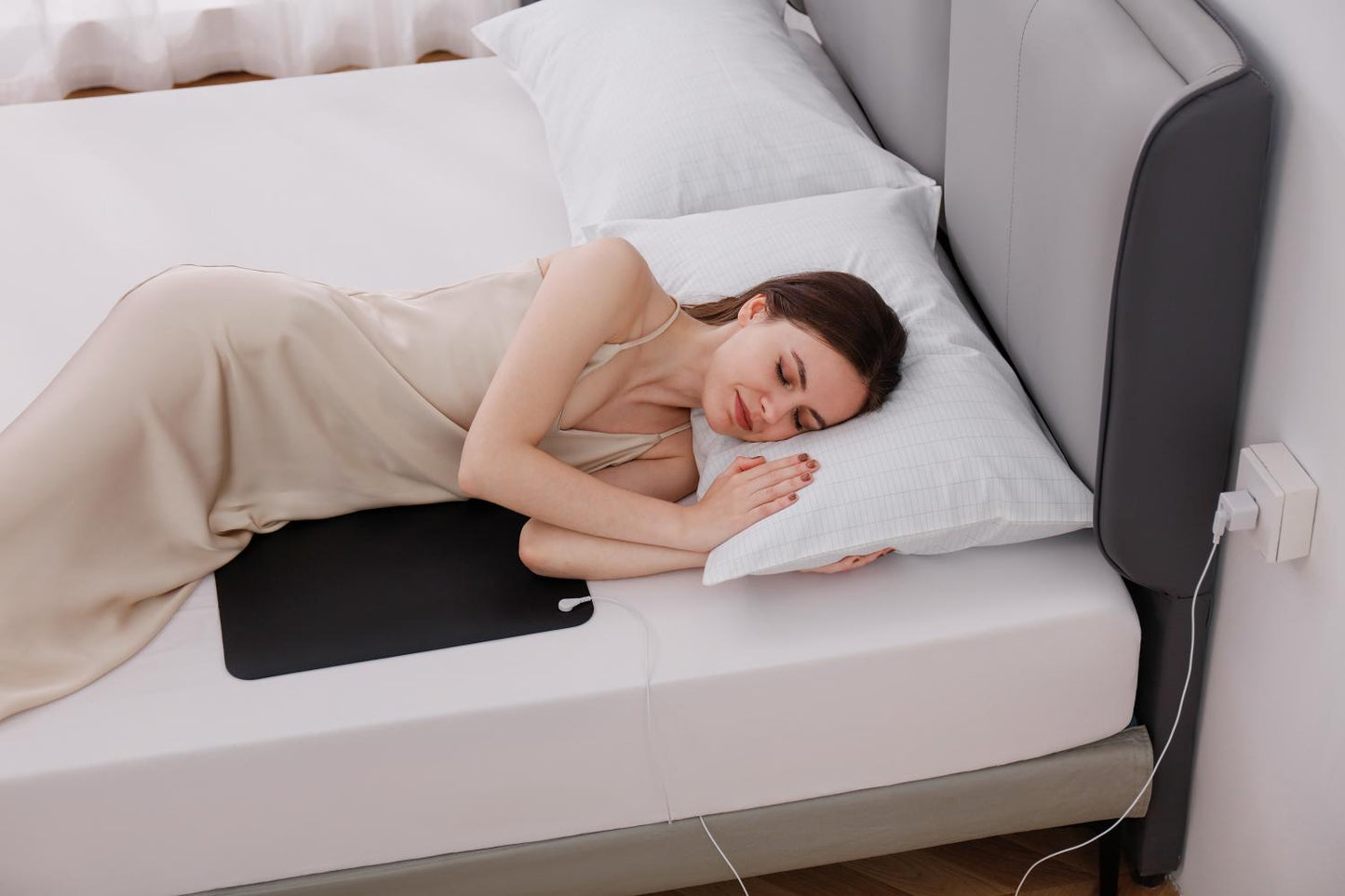 Progrounding™ Mats for Feet, Desk and Floor to Improve Sleep, Enhance Energy